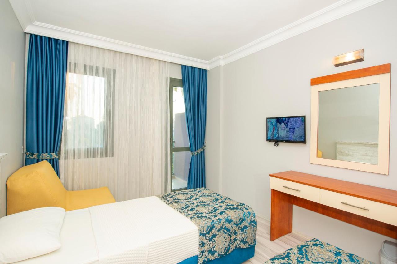 Golden Moon Hotel 페티예 외부 사진