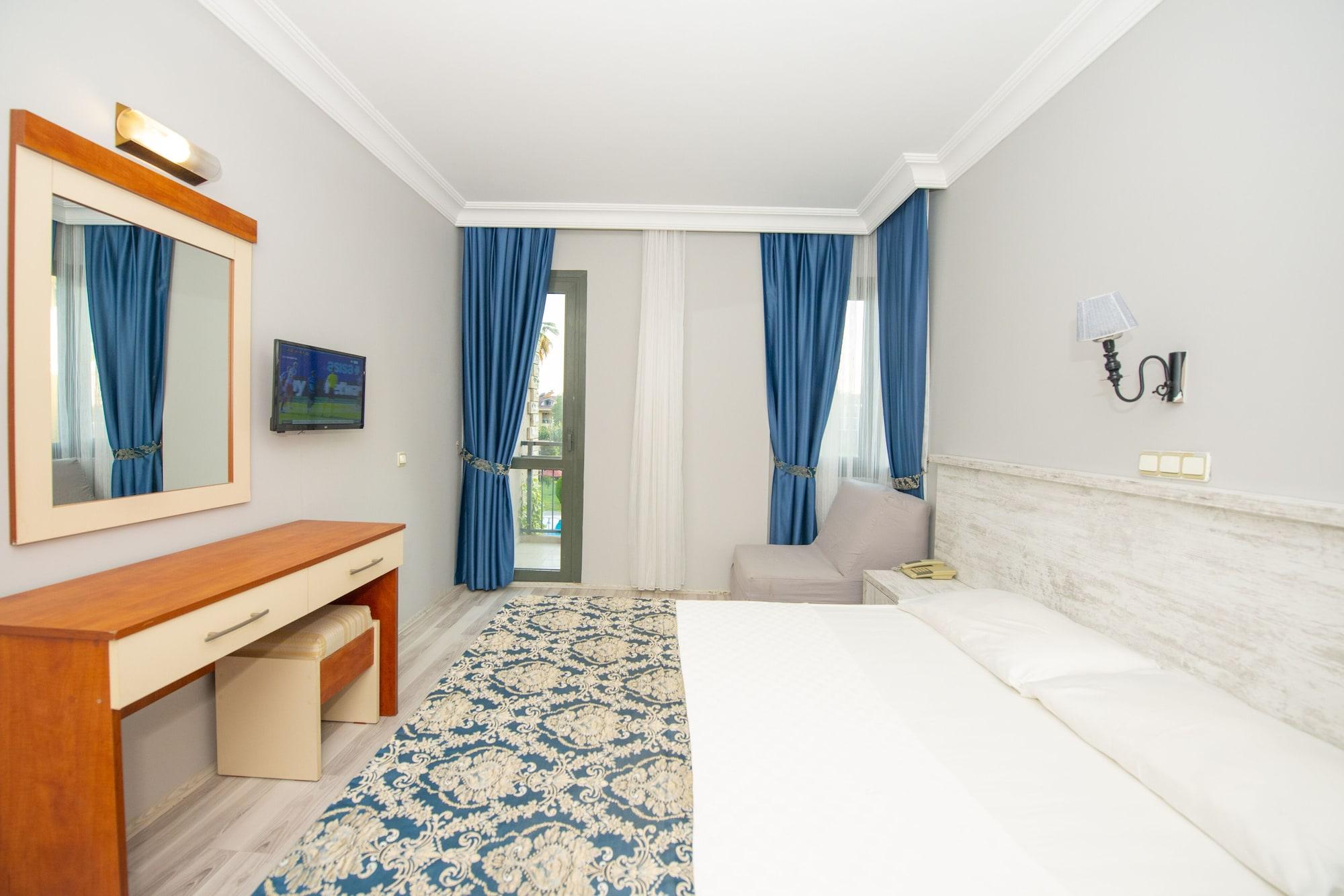 Golden Moon Hotel 페티예 외부 사진