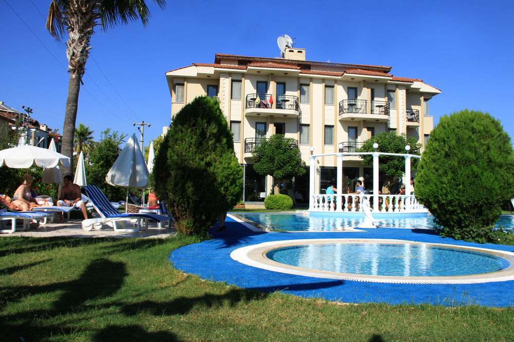 Golden Moon Hotel 페티예 외부 사진