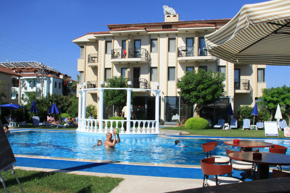Golden Moon Hotel 페티예 외부 사진